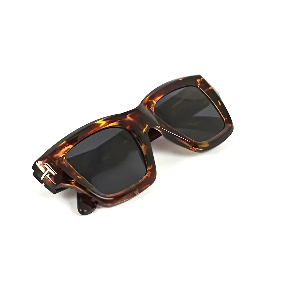 Leopard Bold Fancy Sunglasses - 2803 8 Leopard Bold Fancy Sunglasses online at chashmah.com